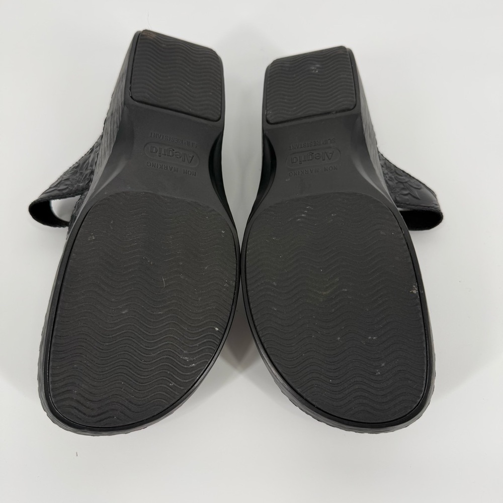 Alegria Leather Sandals Floral Embossed Adjustable Straps 40 Steampunk Goth - Picture 12 of 12